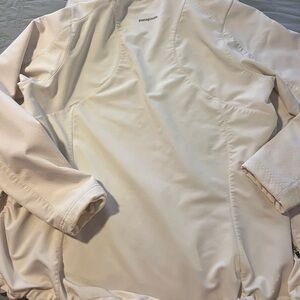 Patagonia Off-White Jacket.